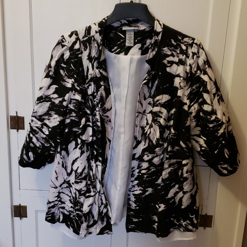 Womens black and white open jacket